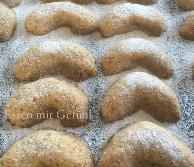 Glutenfreie Vanille-Kipferl - Julia Stüber