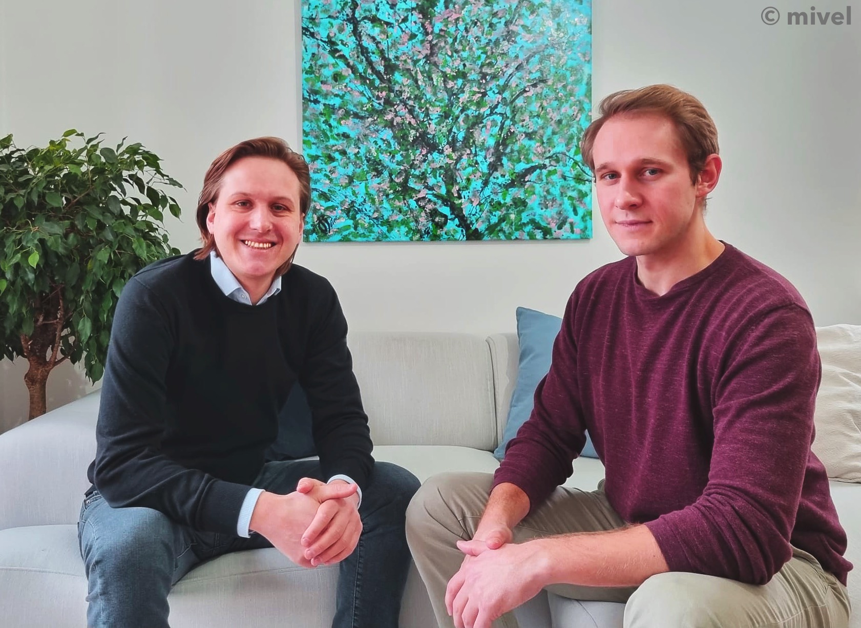 Die beiden Gründer von mivel